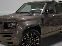 Gris Nuevo 2025 Land Rover Defender SUV | 203.379 €