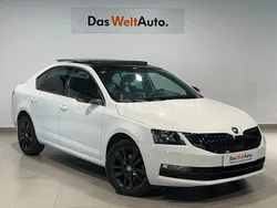 Blanco Usado 2020 Skoda Octavia Ambition Berlina | 18.490 € (Un poco caro)