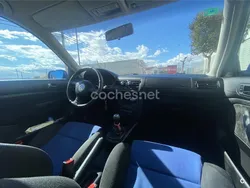 Azul Usado 2001 VW Golf IV Berlina | 3400 € (Precio justo)