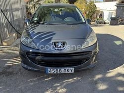 Gris / plata Usado 2009 Peugeot 207 Berlina | 3500 € (Un poco caro)