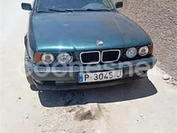 Verde Usado 2009 BMW 530 Gran Turismo Berlina | 1000 €