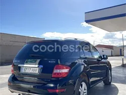 Negro Usado 2011 Mercedes ML350 Executive SUV | 12.000 €