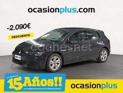 Gris / plata Usado 2023 VW Golf VIII Life Berlina | 22.990 € (Precio justo)