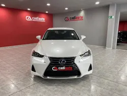 Blanco Usado 2019 Lexus IS300h Business Edition Berlina | 21.900 € (Buen precio)