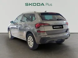 Gris Usado 2024 Skoda Kamiq Selection SUV | 23.790 € (Caro)