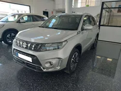 Plateado Usado 2023 Suzuki Vitara GLX SUV | 25.500 € (Caro)