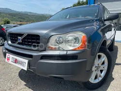 Gris / plata Usado 2005 Volvo XC90 Momentum SUV | 8990 € (Precio justo)