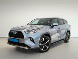Gris / plata Usado 2021 Toyota Highlander Advance SUV | 47.800 € (Precio justo)