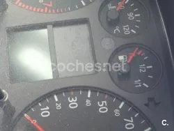 Gris / plata Usado 2000 Audi A4 Berlina | 1900 €