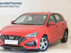 Engine red Usado 2024 Hyundai i30 Berlina | 19.900 € (Precio justo)