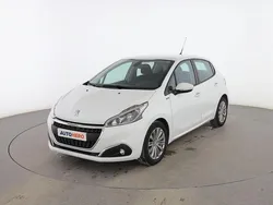 Blanco Usado 2018 Peugeot 208 Signature Sky Utilitario | 8699 € (Precio justo)