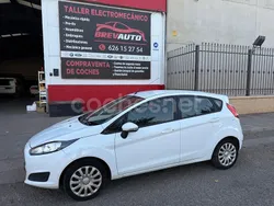 Blanco Usado 2014 Ford Fiesta Titanium Utilitario | 5500 € (Precio justo)