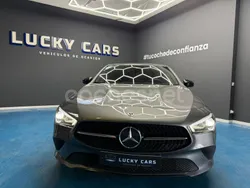 Gris / plata Usado 2020 Mercedes CLA200 Shooting Brake Familiar | 26.490 € (Super precio)