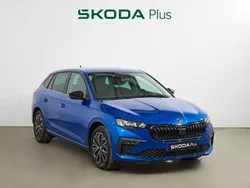 Azul Usado 2025 Skoda Scala Selection Utilitario | 24.000 € (Caro)