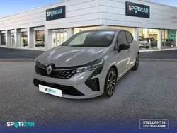 Gris Usado 2024 Renault Clio V Techno Utilitario | 16.950 € (Precio justo)