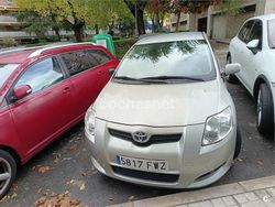 Beige Usado 2007 Toyota Auris Sol Berlina | 3200 € (Precio justo)