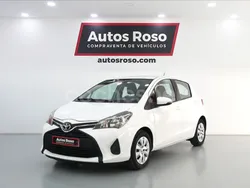 Blanco Usado 2014 Toyota Yaris Active Berlina | 8990 € (Precio justo)