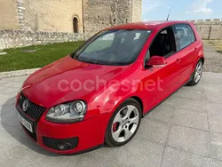 Rojo Usado 2006 VW Golf V GTI Berlina | 7800 € (Precio justo)