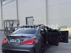 Gris / plata Usado 2015 Mercedes CLA220 AMG line Berlina | 19.000 € (Buen precio)
