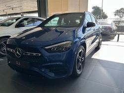 Azul Nuevo 2025 Mercedes GLA200 SUV | 57.847 €