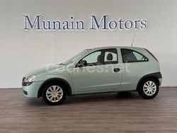 Verde Usado 2002 Opel Corsa Club Berlina | 2990 € (Precio justo)