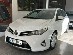 Blanco Usado 2014 Toyota Auris Advance Berlina | 8500 € (Precio justo)