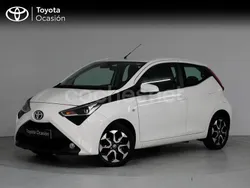 Blanco Usado 2021 Toyota Aygo X-play Utilitario | 13.690 € (Un poco caro)
