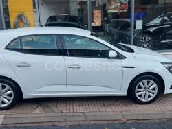 Blanco Usado 2022 Renault Mégane IV Equilibre Berlina | 15.900 € (Precio justo)