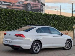 Blanco Usado 2020 VW Passat Executive Berlina | 20.950 € (Caro)