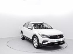 Blanco Usado 2023 VW Tiguan Life SUV | 30.990 € (Precio justo)