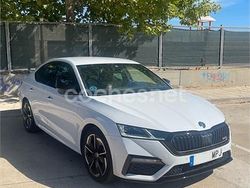 Blanco Usado 2024 Skoda Octavia RS Berlina | 38.900 € (Un poco caro)