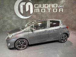 Gris / plata Usado 2017 Toyota Yaris Hybrid Active Berlina | 12.950 € (Precio justo)