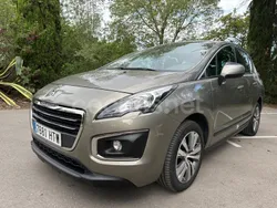 Beige Usado 2013 Peugeot 3008 Active Berlina | 11.900 € (Un poco caro)