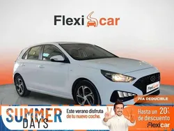 Blanco Usado 2022 Hyundai i30 Berlina | 13.990 € (Precio justo)