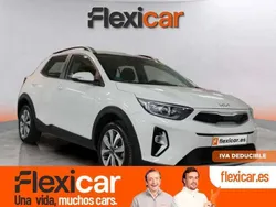 Amarillo Usado 2023 Kia Stonic SUV | 13.890 € (Precio justo)