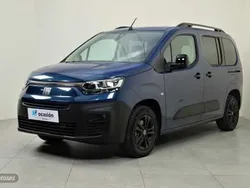 Azul Usado 2022 Fiat e-Doblò Launch Edition Monovolumen | 34.900 €