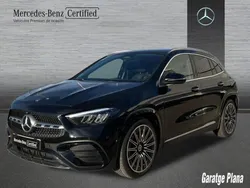 Negro cosmos Usado 2024 Mercedes GLA200 AMG line SUV | 44.800 € (Un poco caro)