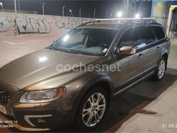 Beige Usado 2014 Volvo XC70 Summum SUV | 13.000 €