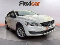 Gris Usado 2016 Volvo V60 CC Momentum Familiar | 13.490 € (Buen precio)