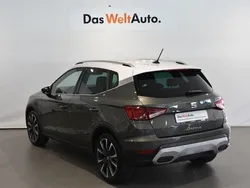 Gris Usado 2024 Seat Arona SUV | 24.990 € (Caro)