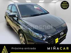Gris / plata Usado 2022 Hyundai i20 Berlina | 15.990 € (Precio justo)