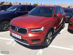 Rojo Usado 2019 Volvo XC40 Momentum SUV | 22.900 € (Precio justo)