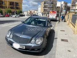 Gris / plata Usado 2007 Mercedes E220 Classic Berlina | 12.500 €