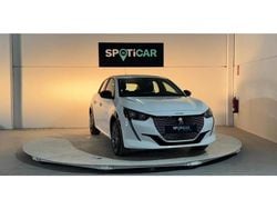 Blanco Usado 2022 Peugeot e-208 Active Utilitario | 20.700 € (Precio justo)