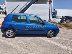 Azul Usado 2003 Renault Clio II Expression Berlina | 950 € (Super precio)