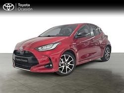 Rojo Usado 2021 Toyota Yaris Hybrid Style Utilitario | 18.890 € (Precio justo)