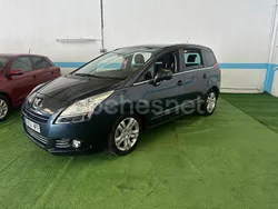 Azul Usado 2012 Peugeot 5008 Access Monovolumen | 8950 € (Precio justo)