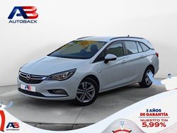 Blanco Usado 2019 Opel Astra Innovation Familiar | 14.000 € (Un poco caro)