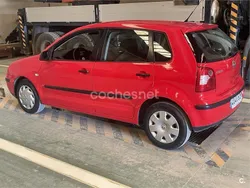 Rojo Usado 2002 VW Polo Trendline Berlina | 2699 € (Precio justo)