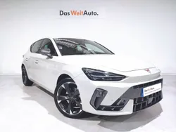 Gris / plata Usado 2024 Cupra Leon Berlina | 31.990 € (Caro)